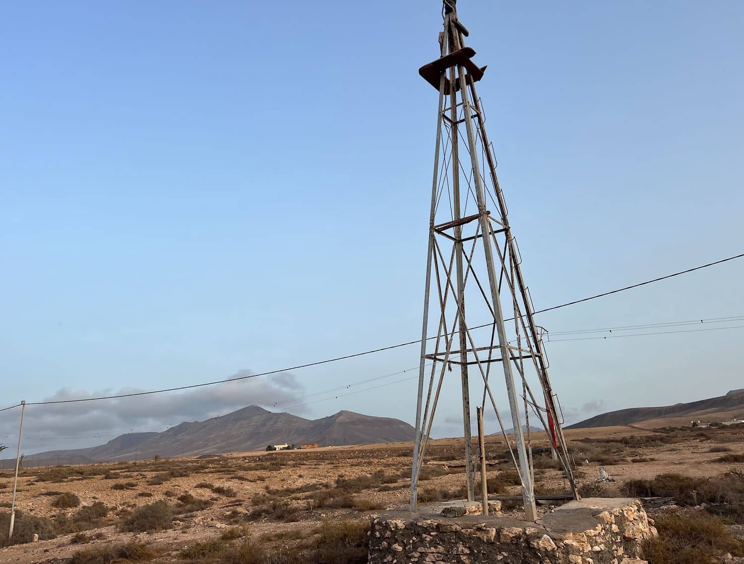 Ubebygd land til salgs i Antigua - € 120 000 (Ref: 9321436)