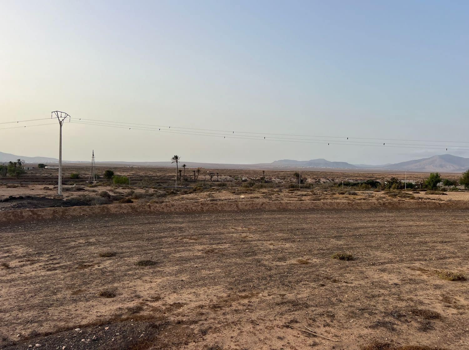 Ubebygd land til salgs i Antigua - € 120 000 (Ref: 9321436)