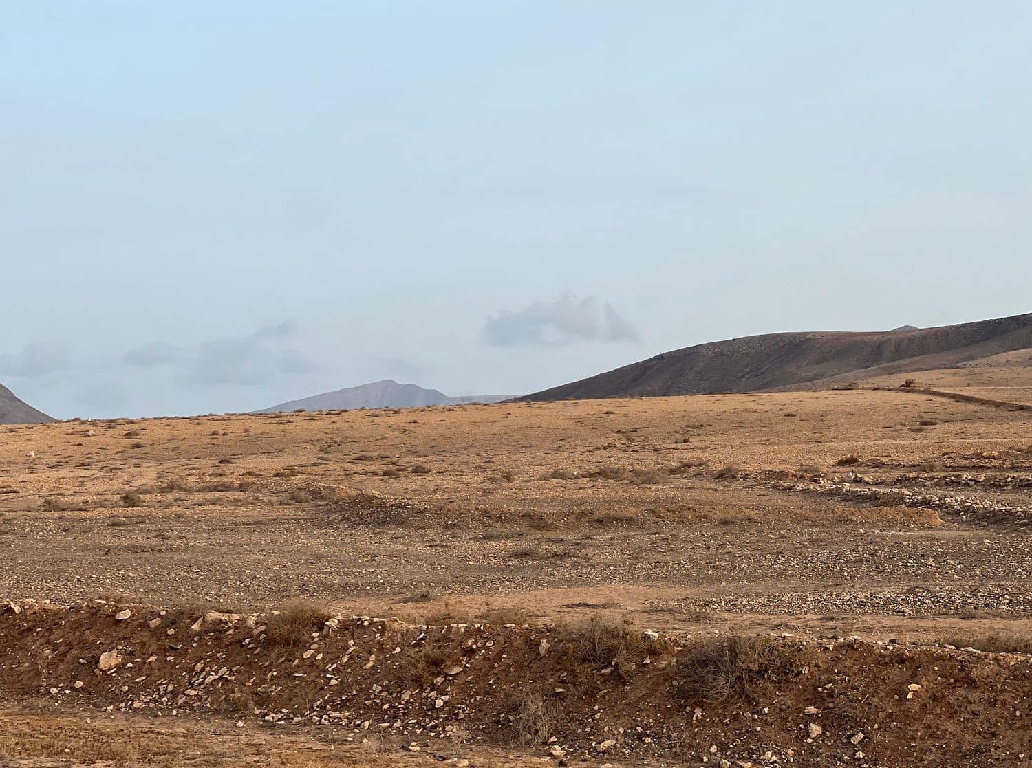 Ubebygd land til salgs i Antigua - € 120 000 (Ref: 9321436)