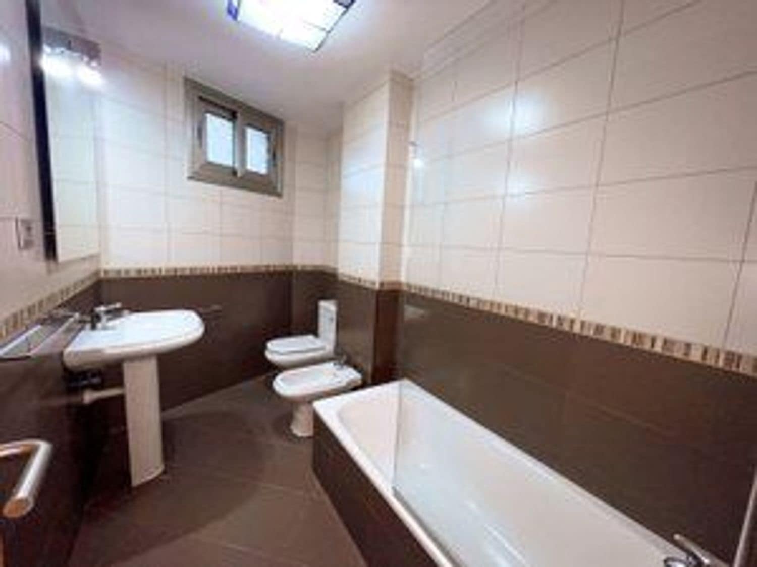 2 sovrum Lägenhet till salu i Las Palmas de Gran Canaria med garage - 235 000 € (Ref: 9321437)