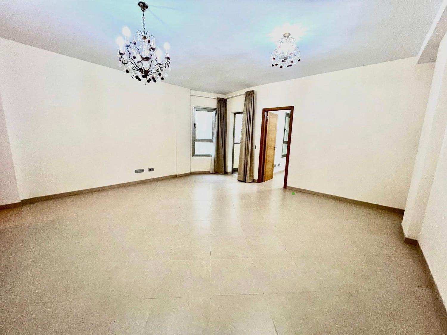 2 soverom Leilighet til salgs i Las Palmas de Gran Canaria med garasje - € 235 000 (Ref: 9321437)