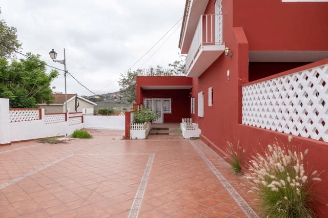 12 chambre Villa/Maison à vendre à Monte Lentiscal, Santa Brígida avec garage - 775 500 € (Ref: 9321440)