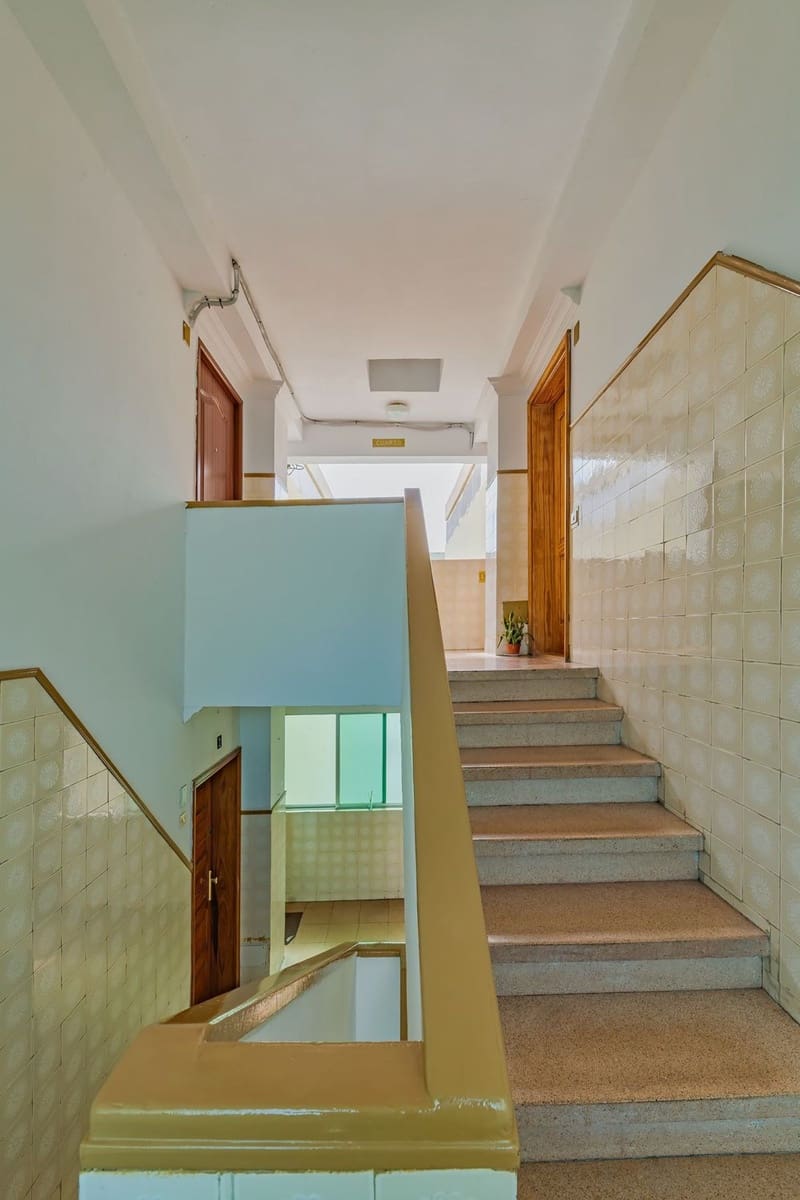 3 camera da letto Appartamento in vendita in Las Palmas de Gran Canaria con garage - 137.500 € (Rif: 9322429)