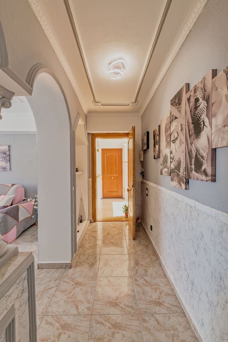 3 camera da letto Appartamento in vendita in Las Palmas de Gran Canaria con garage - 137.500 € (Rif: 9322429)