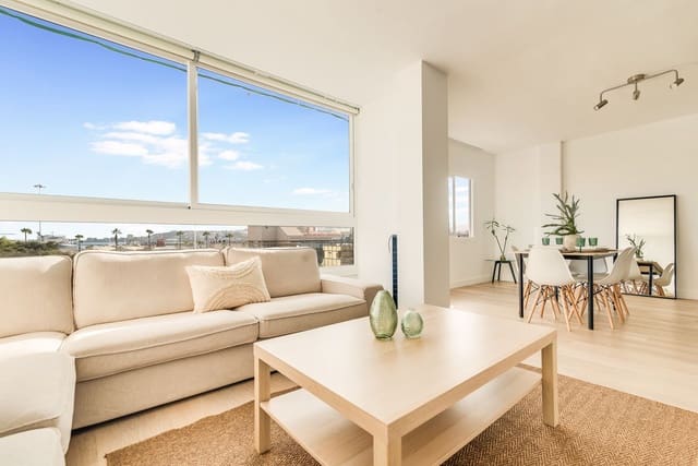 4 slaapkamer Appartement te koop in Isleta, Las Palmas de Gran Canaria met garage - € 359.000 (Ref: 9325905)