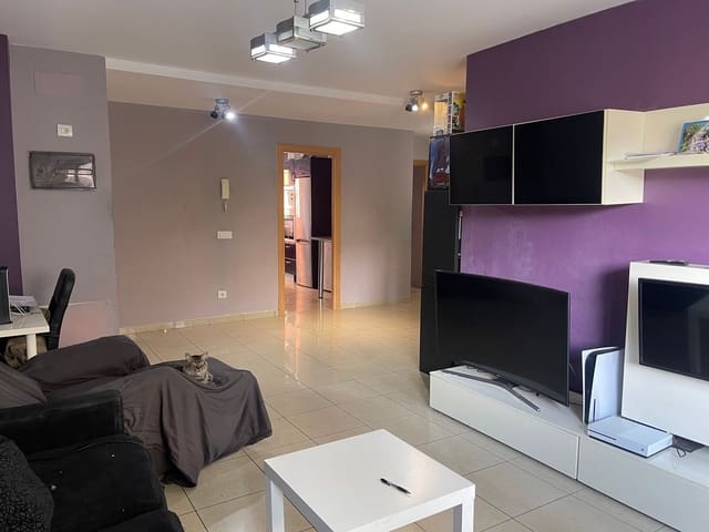 3 soverom Leilighet til salgs i Tamaraceite, Las Palmas de Gran Canaria med garasje - € 165 000 (Ref: 9325906)