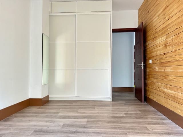 2 soverom Leilighet til salgs i Siete Palmas, Las Palmas de Gran Canaria med garasje - € 248 000 (Ref: 9335574)