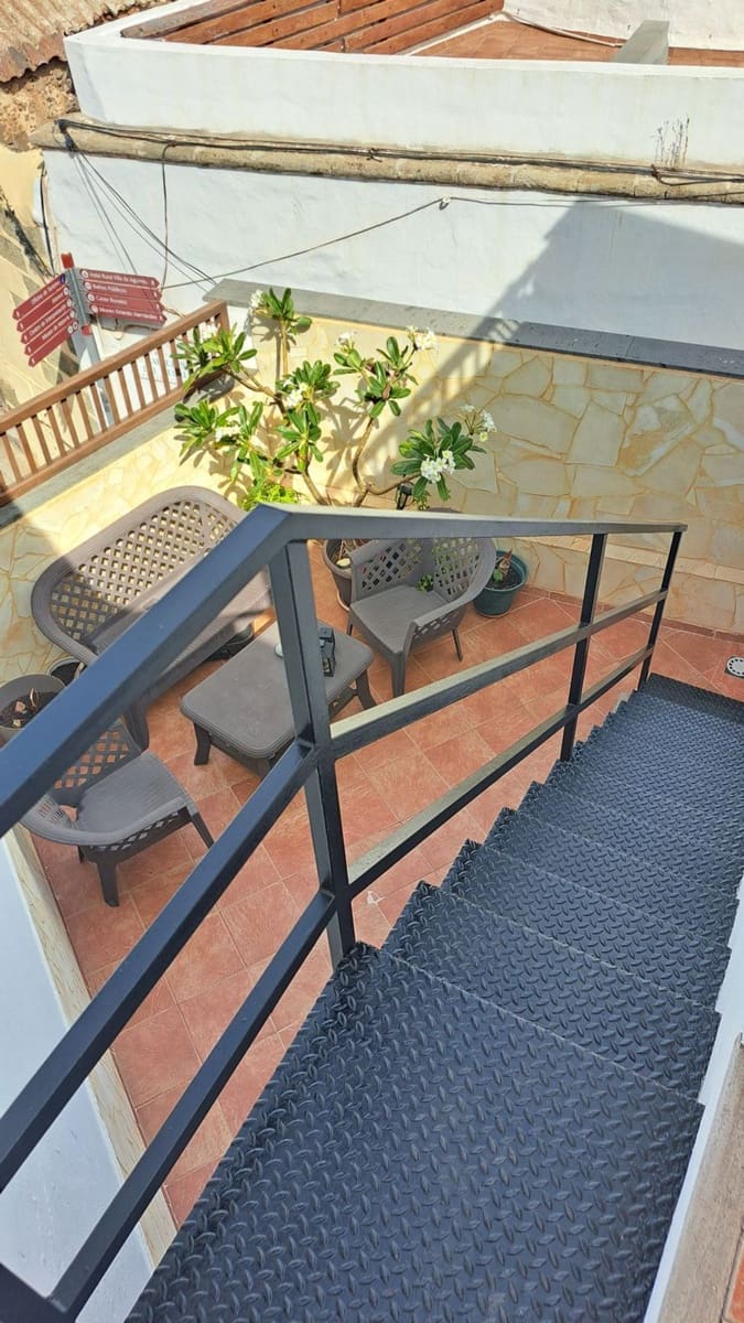 2 soveværelse Byhus til salg i Aguimes med garage - € 370.000 (Ref: 9335575)