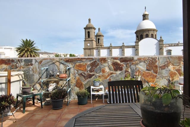 2 slaapkamer Huis te koop in Agüimes met garage - € 370.000 (Ref: 9335575)