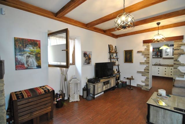 2 slaapkamer Huis te koop in Agüimes met garage - € 370.000 (Ref: 9335575)