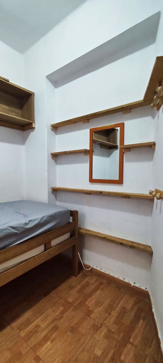 2 slaapkamer Appartement te koop in Telde met garage - € 139.900 (Ref: 9371342)