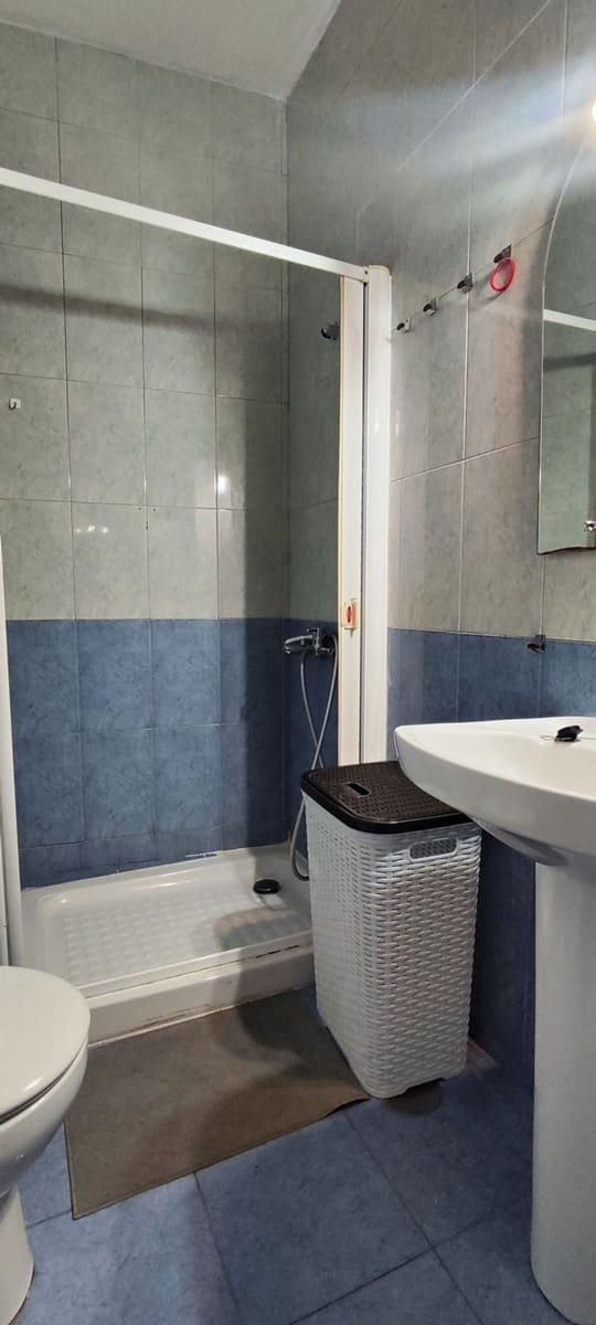 2 slaapkamer Appartement te koop in Telde met garage - € 139.900 (Ref: 9371342)