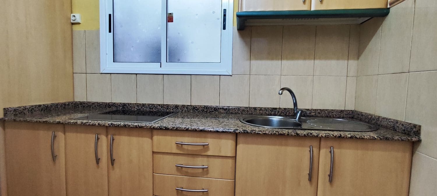 2 slaapkamer Appartement te koop in Telde met garage - € 139.900 (Ref: 9371342)