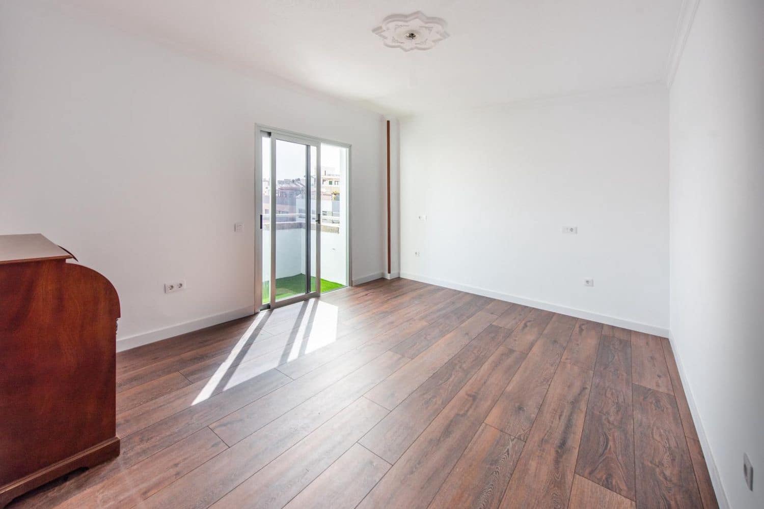 5 sypialnia Apartament na sprzedaż w Las Palmas de Gran Canaria z garażem - 750 000 € (Ref: 9371343)