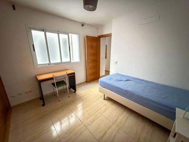 3 slaapkamer Appartement te koop in Telde met garage - € 149.900 (Ref: 9371345)