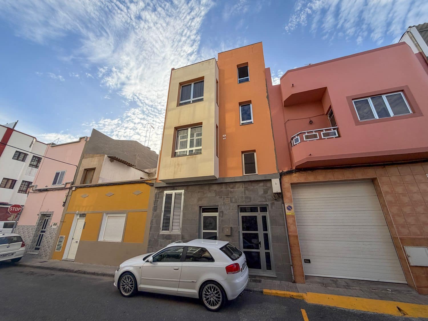 3 slaapkamer Appartement te koop in Telde met garage - € 149.900 (Ref: 9371345)