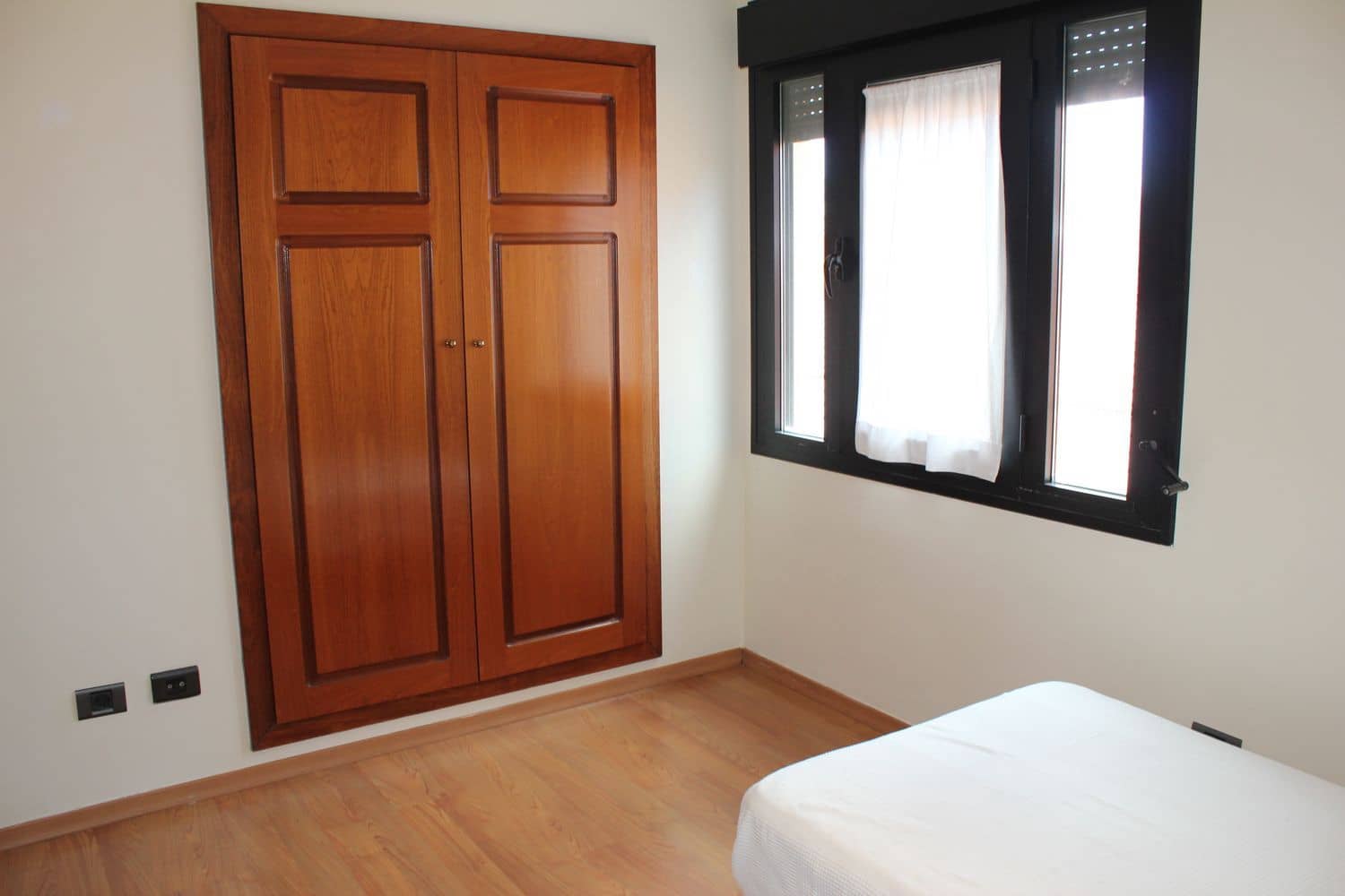 3 sovrum Lägenhet att hyra i Las Palmas de Gran Canaria med garage - 1 200 € (Ref: 9371346)