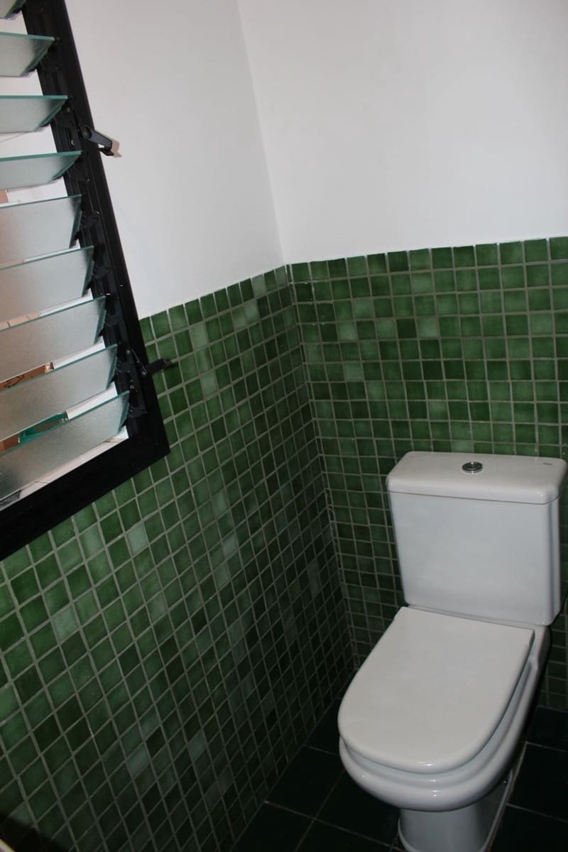 3 sovrum Lägenhet att hyra i Las Palmas de Gran Canaria med garage - 1 200 € (Ref: 9371346)