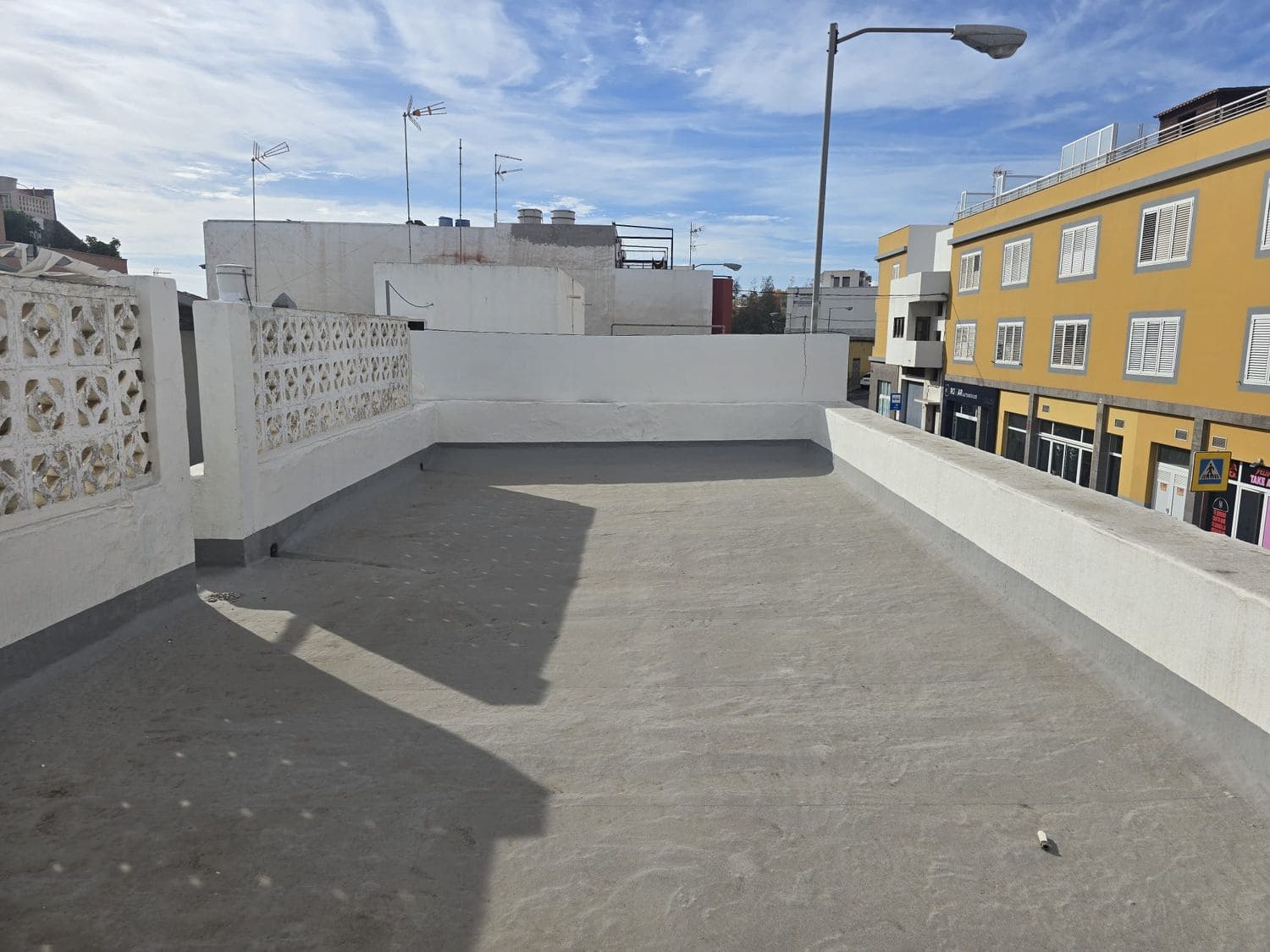 6 soveværelse Byhus til salg i Telde med garage - € 265.000 (Ref: 9371349)