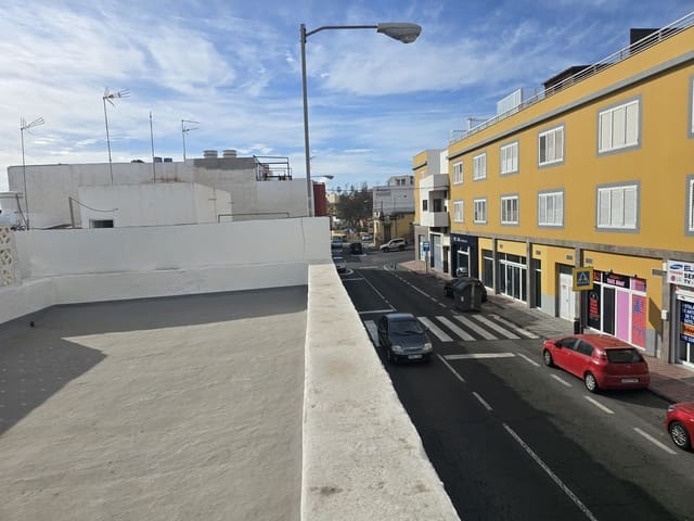 6 slaapkamer Huis te koop in Telde met garage - € 265.000 (Ref: 9371349)