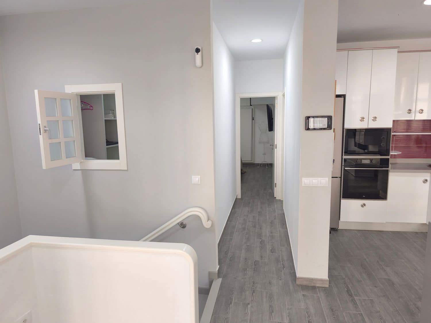 3 slaapkamer Appartement te koop in Las Palmas de Gran Canaria met garage - € 342.000 (Ref: 9371350)