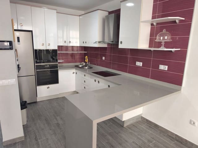 3 chambre Appartement à vendre à Guanarteme, Las Palmas de Gran Canaria avec garage - 342 000 € (Ref: 9371350)