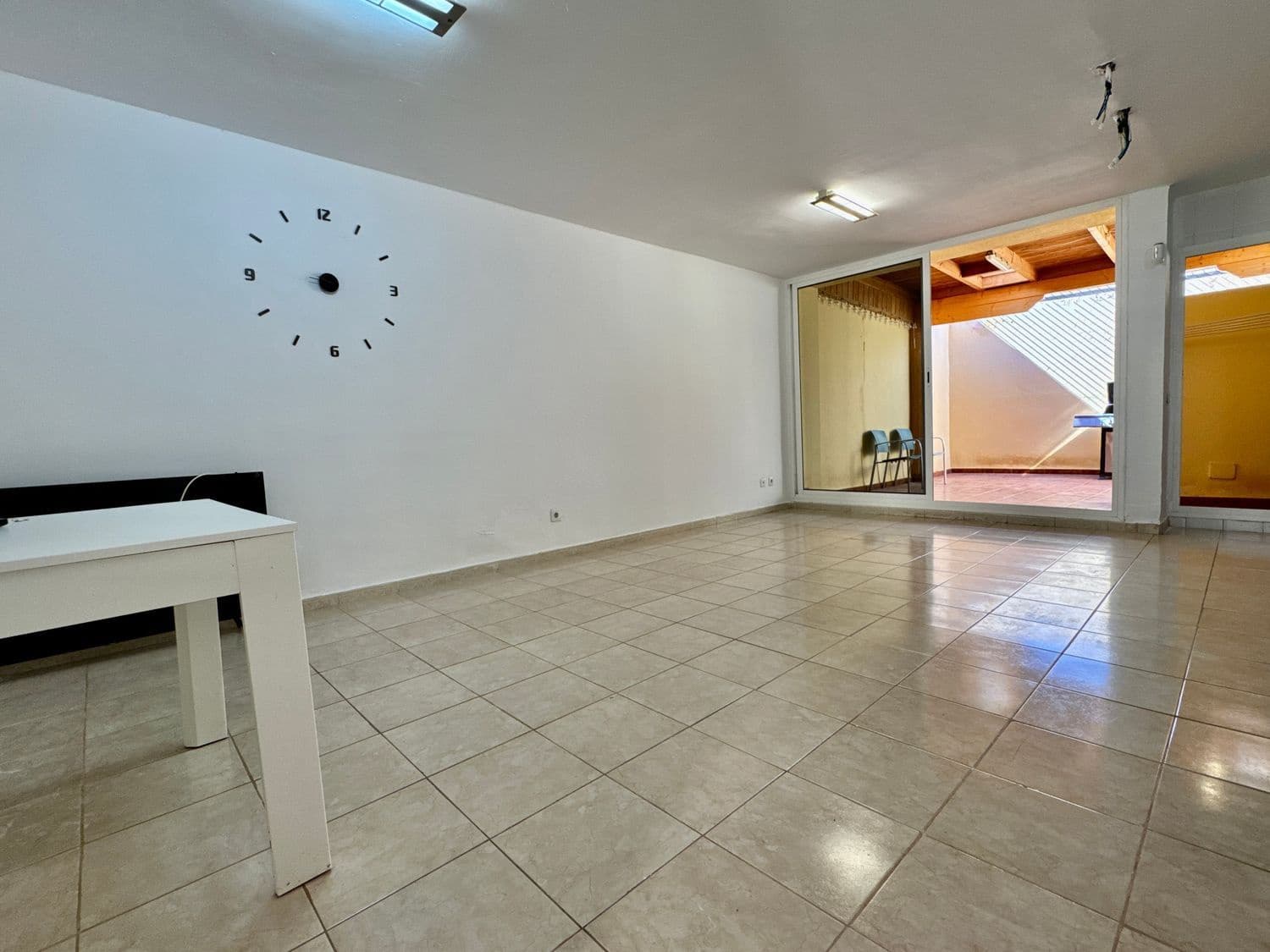 3 soverom Hus til salgs i Santa Lucia de Tirajana med garasje - € 270 000 (Ref: 9378674)