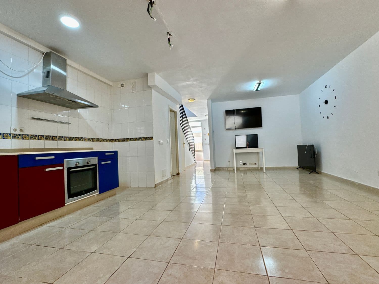 3 soverom Hus til salgs i Santa Lucia de Tirajana med garasje - € 270 000 (Ref: 9378674)