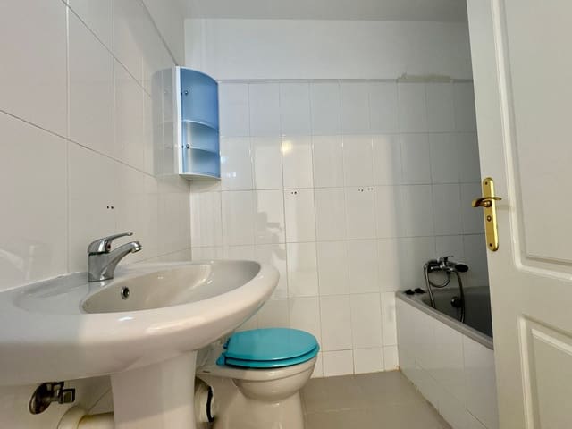 3 sypialnia Dom na sprzedaż w Santa Lucía de Tirajana z garażem - 259 000 € (Ref: 9378674)