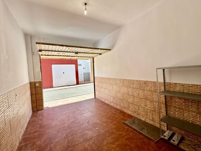 3 soverom Hus til salgs i Santa Lucía de Tirajana med garasje - € 270 000 (Ref: 9378674)