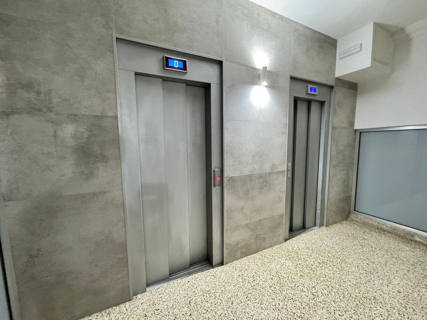 3 slaapkamer Appartement te huur in Las Palmas de Gran Canaria met garage - € 950 (Ref: 9378675)