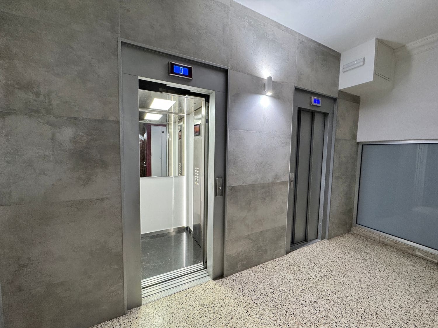 3 slaapkamer Appartement te huur in Las Palmas de Gran Canaria met garage - € 950 (Ref: 9378675)