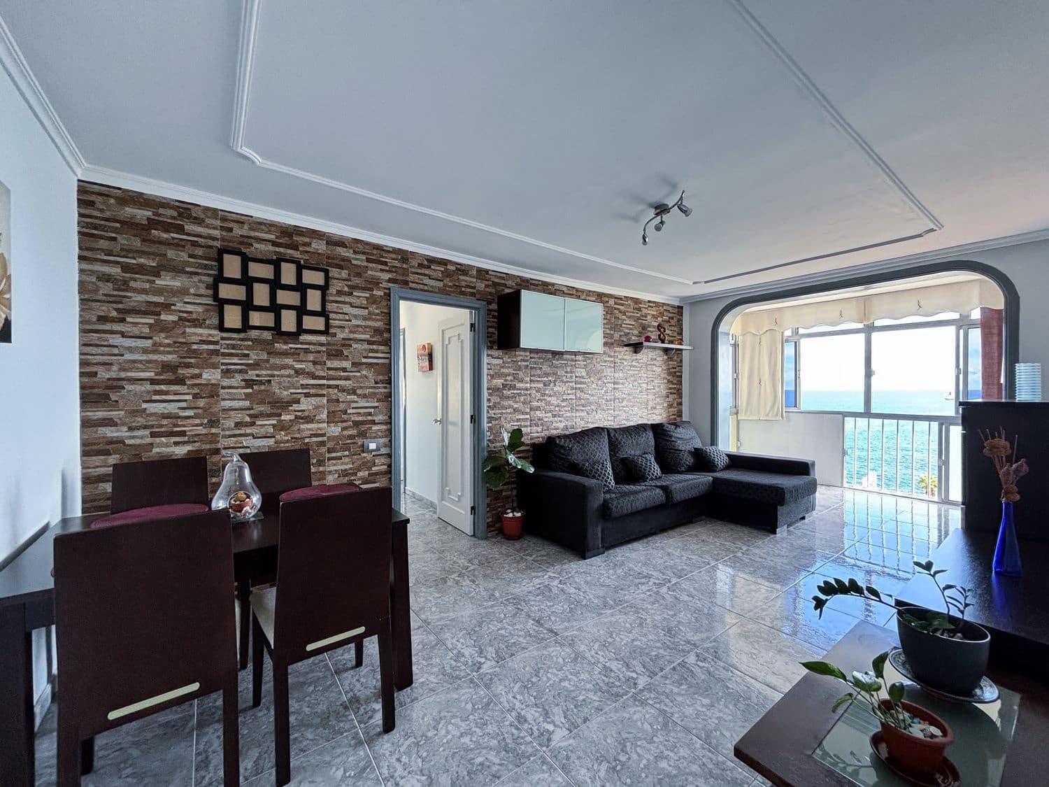 3 sypialnia Apartament na sprzedaż w Las Palmas de Gran Canaria z garażem - 179 800 € (Ref: 9378676)