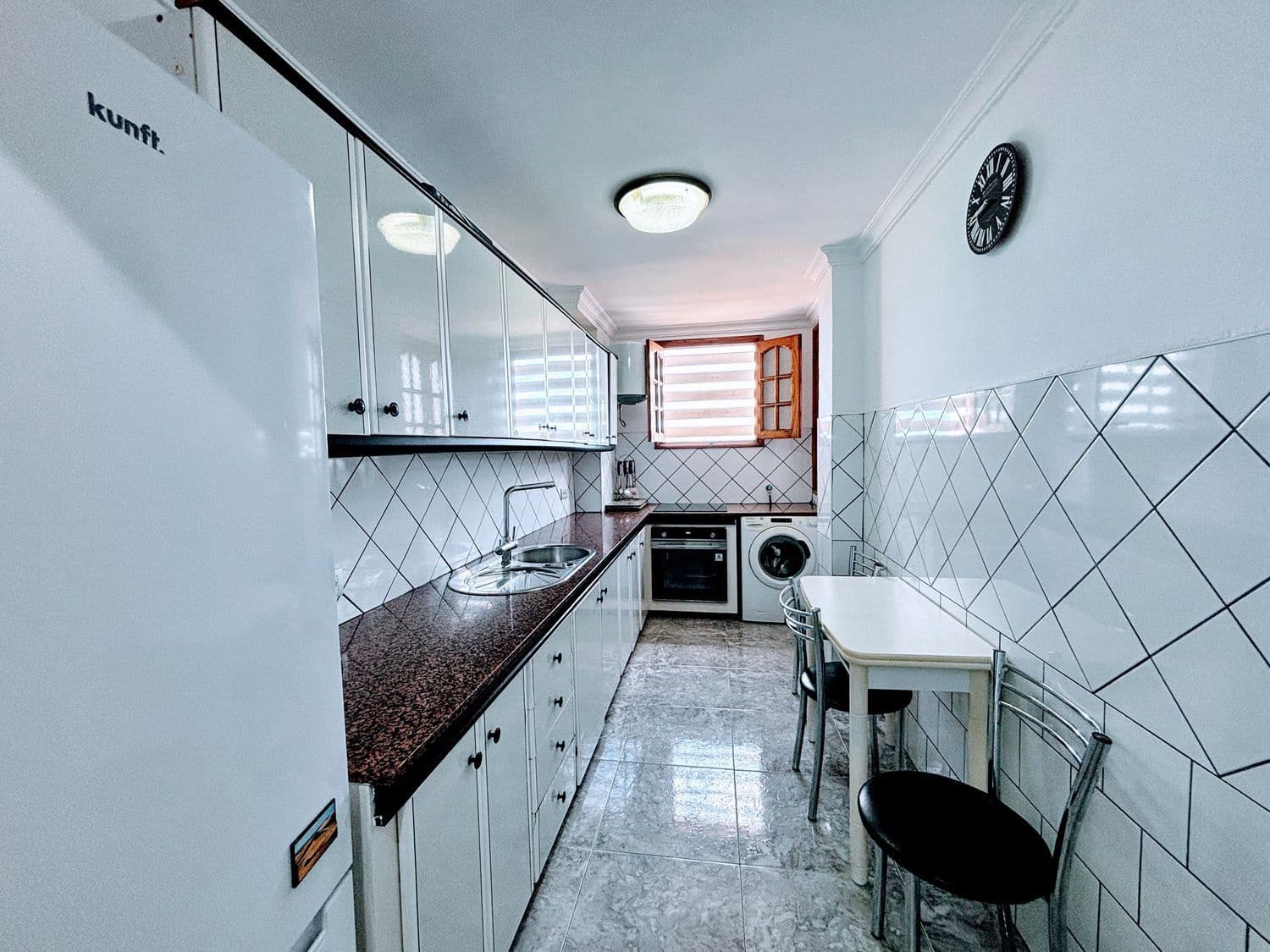 3 sypialnia Apartament na sprzedaż w Las Palmas de Gran Canaria z garażem - 179 800 € (Ref: 9378676)