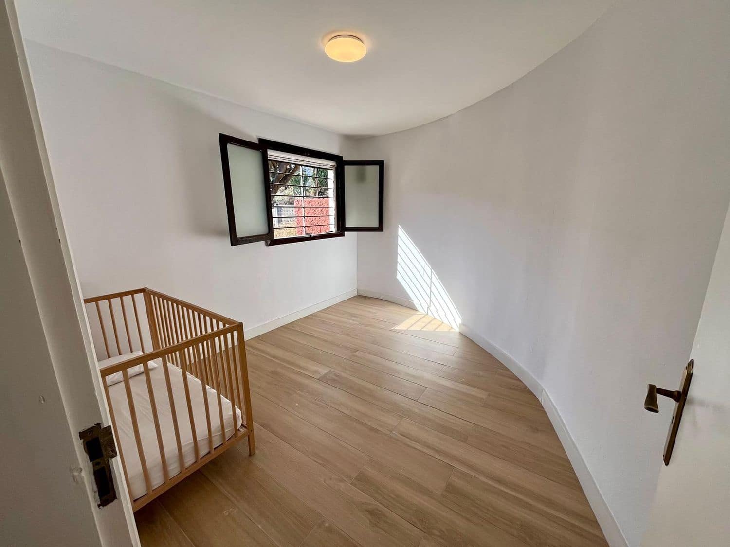 2 slaapkamer Huis te koop in Las Palmas de Gran Canaria met garage - € 265.000 (Ref: 9384984)