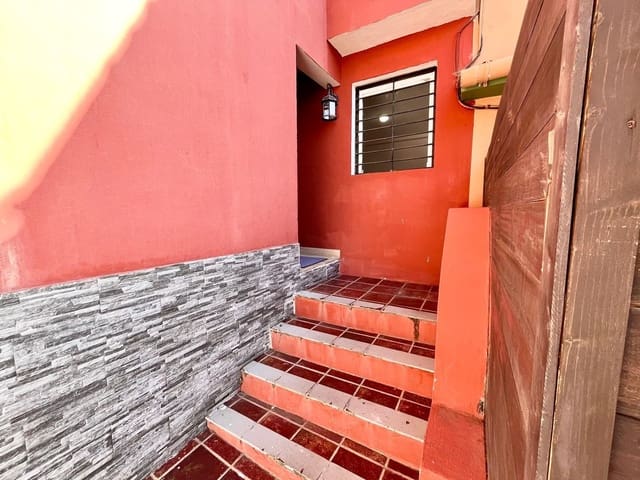 2 slaapkamer Huis te koop in Marzagán - Los Hoyos - La Montañeta, Las Palmas de Gran Canaria met garage - € 265.000 (Ref: 9384984)