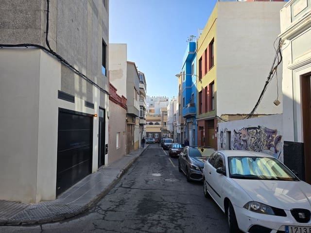 Grunde uden byggetilladelser til salg i Isleta, Las Palmas de Gran Canaria - € 306.000 (Ref: 9390019)