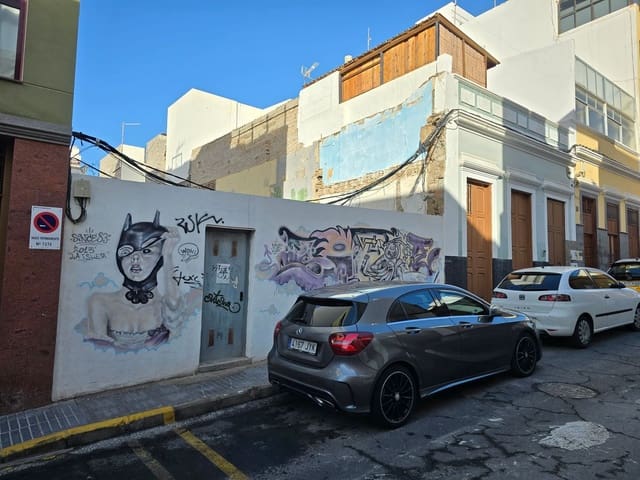 Grunde uden byggetilladelser til salg i Isleta, Las Palmas de Gran Canaria - € 306.000 (Ref: 9390019)