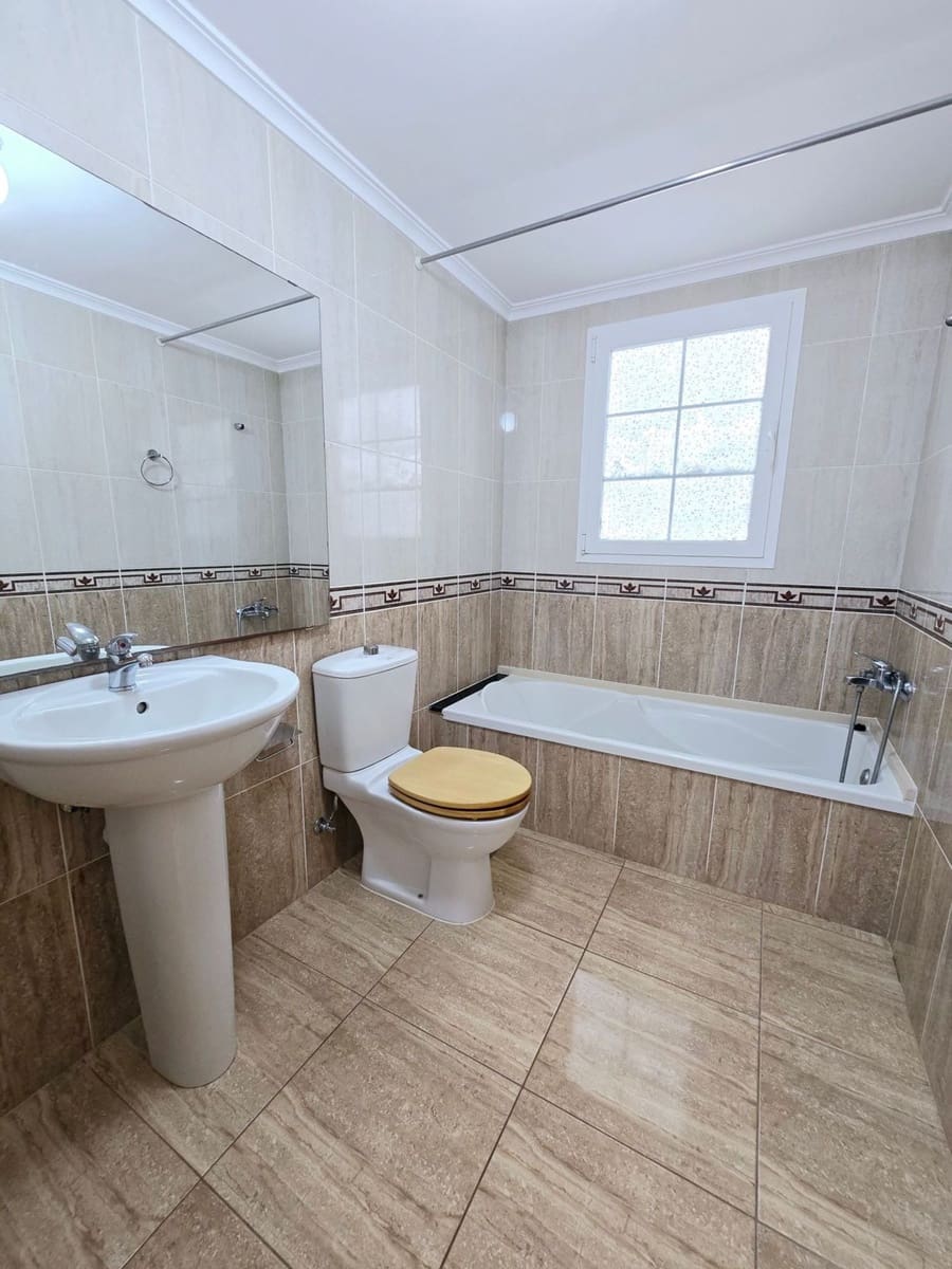 2 soveværelse Lejlighed til salg i Telde med garage - € 153.000 (Ref: 9395561)