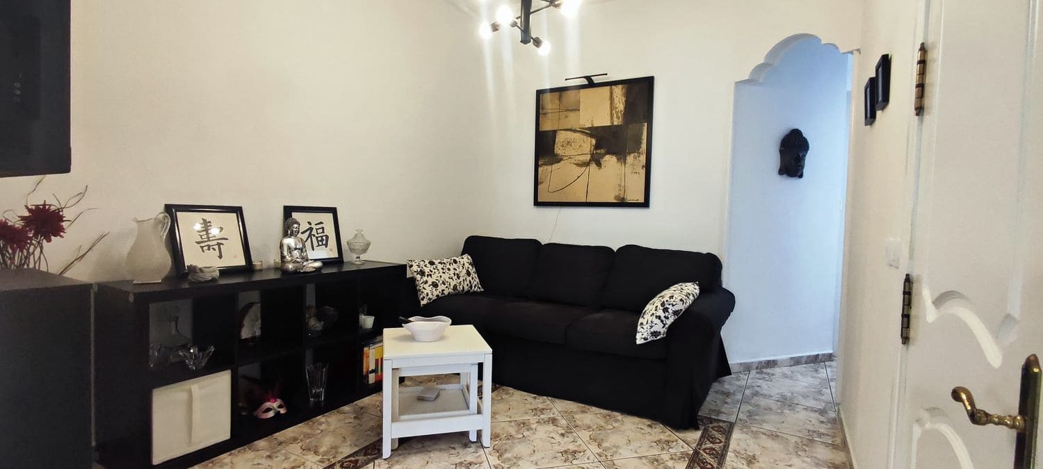 2 soverom Leilighet til salgs i Las Palmas de Gran Canaria med garasje - € 239 000 (Ref: 9415336)