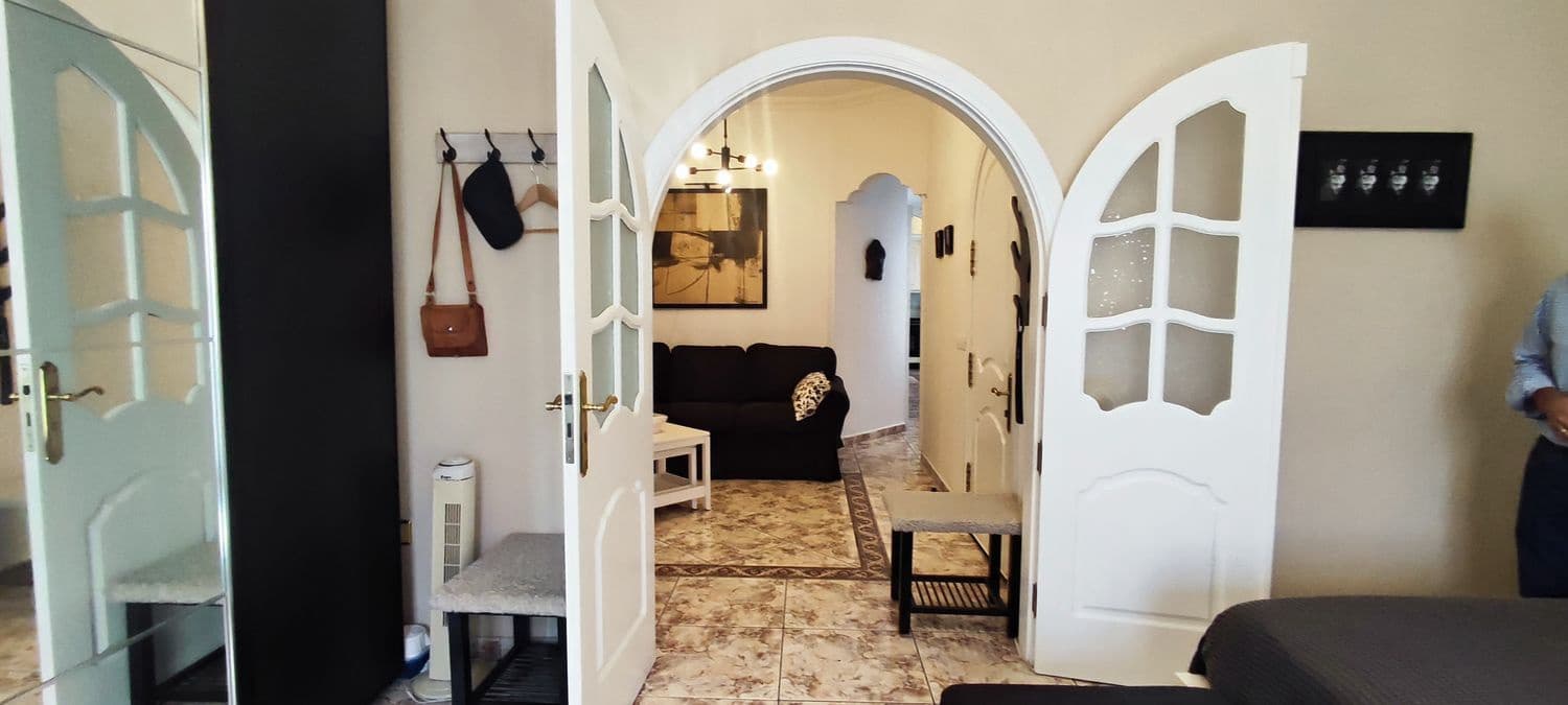 2 soverom Leilighet til salgs i Las Palmas de Gran Canaria med garasje - € 239 000 (Ref: 9415336)