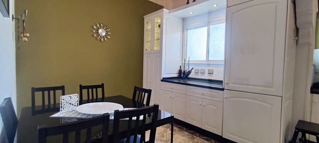 2 soverom Leilighet til salgs i Isleta, Las Palmas de Gran Canaria med garasje - € 239 000 (Ref: 9415336)