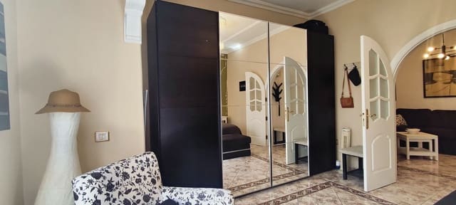 2 soverom Leilighet til salgs i Isleta, Las Palmas de Gran Canaria med garasje - € 239 000 (Ref: 9415336)