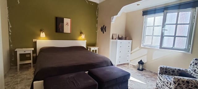 2 soverom Leilighet til salgs i Isleta, Las Palmas de Gran Canaria med garasje - € 239 000 (Ref: 9415336)