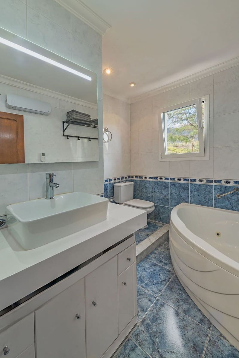 2 camera da letto Finca/Casa di Campagna in vendita in Valsequillo con piscina garage - 300.000 € (Rif: 9421798)