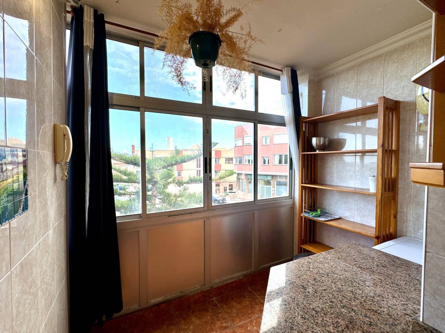 3 soveværelse Lejlighed til salg i Telde med garage - € 140.000 (Ref: 9426676)