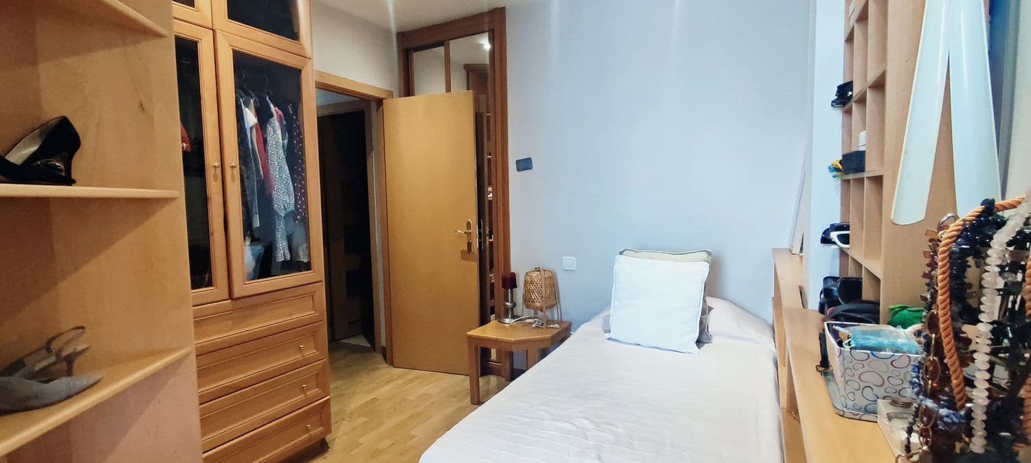 2 slaapkamer Appartement te koop in Las Palmas de Gran Canaria met garage - € 329.900 (Ref: 9436633)