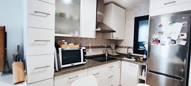 2 chambre Appartement à vendre à Santa Catalina - Canteras, Las Palmas de Gran Canaria avec garage - 329 900 € (Ref: 9436633)