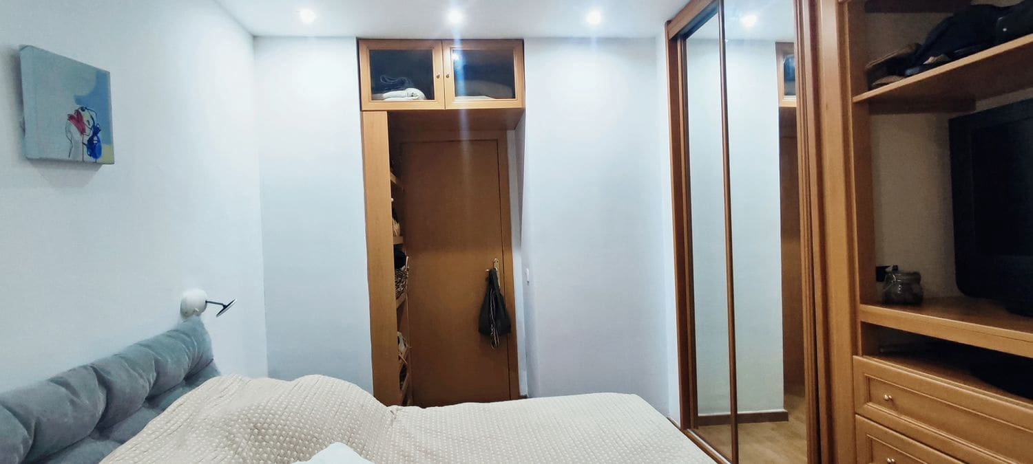2 slaapkamer Appartement te koop in Las Palmas de Gran Canaria met garage - € 329.900 (Ref: 9436633)
