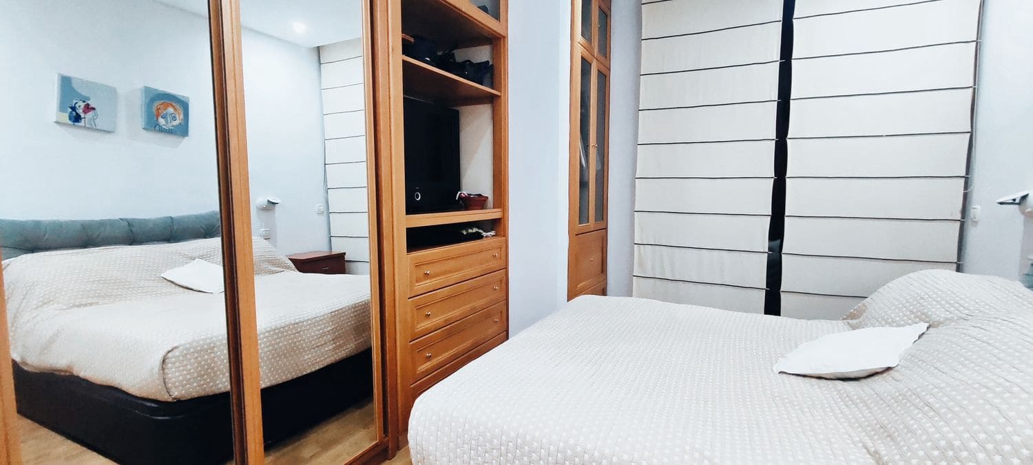 2 slaapkamer Appartement te koop in Las Palmas de Gran Canaria met garage - € 329.900 (Ref: 9436633)